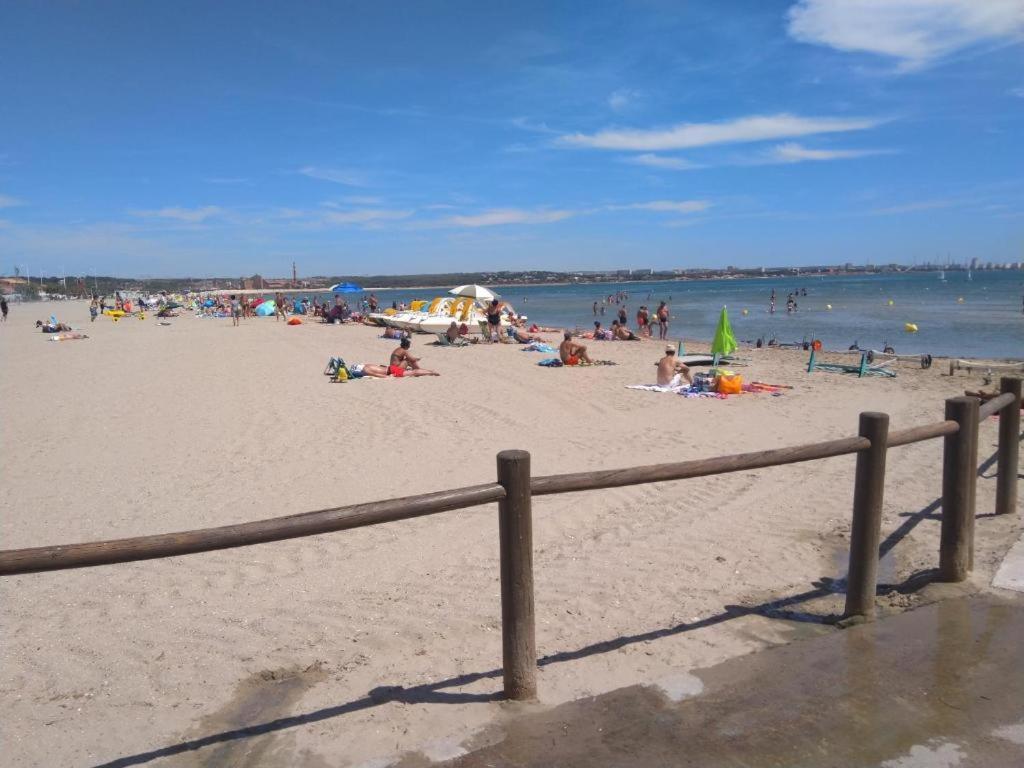 Appartement Meuble Bord De Mer Fos Sur Mer Fos-sur-Mer Exterior foto